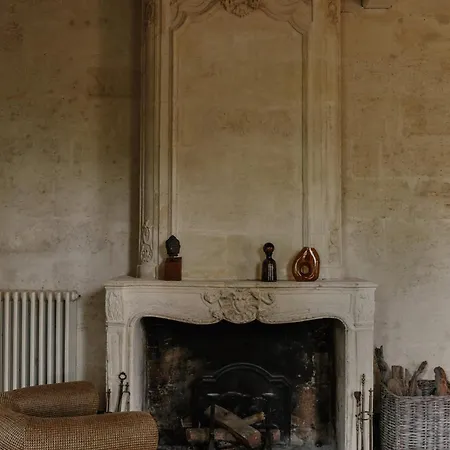 Castle Near Saint Emilion With Services Included Villa Abzac (Gironde)